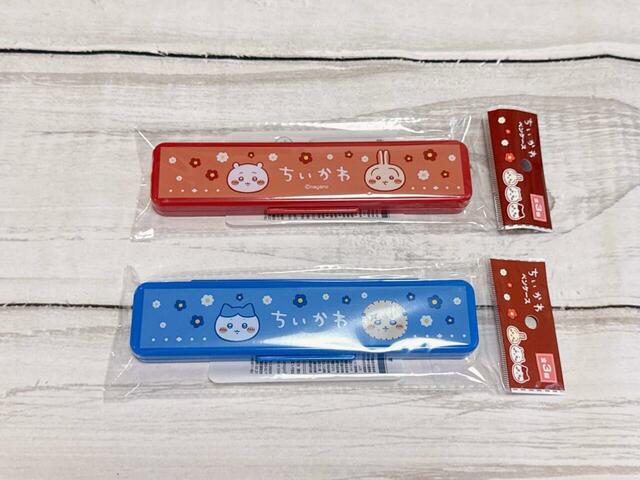 『ちいかわ』×100円ショップ新作グッズ第8弾「ちいかわ ペンケース」各110円（税込）