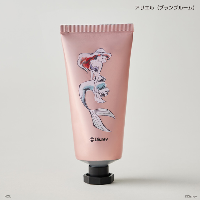 ハンドクリーム/価格:880円(税込)/香り(アリエル):ブランブルーム/白い花々をブレンドした華やかな香り