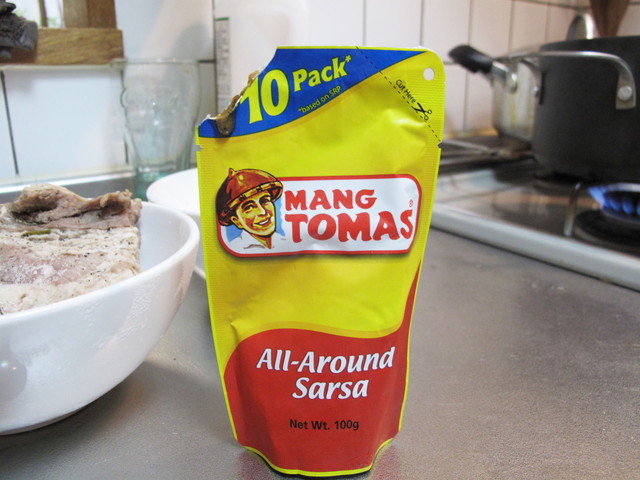 「KitchHike」体験レポ／フィリピンの食卓でよく使われるというソース。