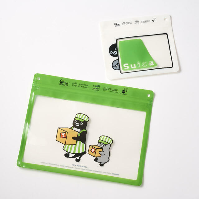 Suicaのペンギン　パケ／小：Suica　770円（税込）／大：段ボール柄　880円（税込）