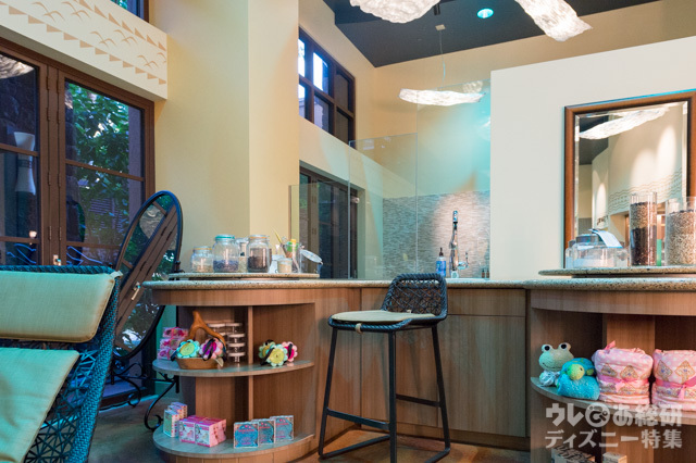 ペインテッド・スカイの内部の様子です