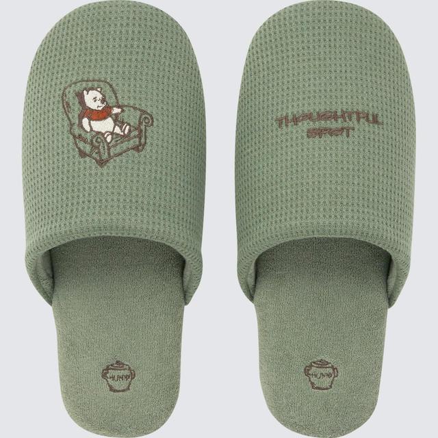 くまのプーさんコレクション ルームシューズ ¥990