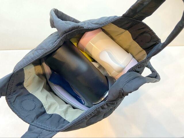 【B:MING by BEAMS キルト トート バッグ】ポケットには何も入れず検証したので、そのほかに必要な小物類もまだまだ入れられます！