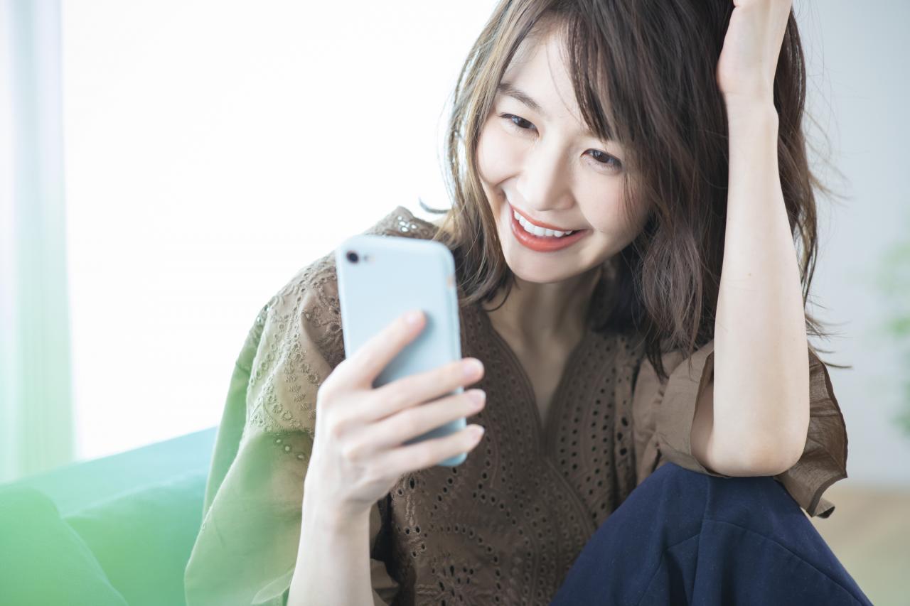 忙しい彼氏でも大丈夫 会えない間に絆を深める 愛されテクニック ６選 1 4 Mimot ミモット