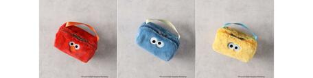 「SESAME STREET」スクエアファーポーチカラー：レッド・ブルー・イエローサイズ：ONE SIZE価格：¥3,590(税込)