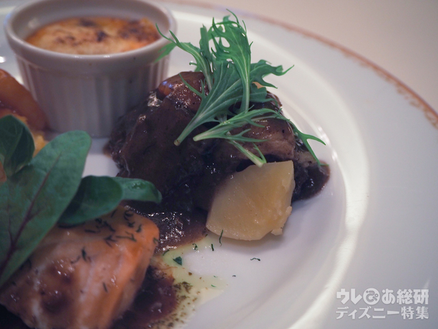 東京ディズニーリゾート35周年“Happiest Celebration!”グランドフィナーレブッフェ｜東京ディズニーランドホテル「シャーウッドガーデン・レストラン」