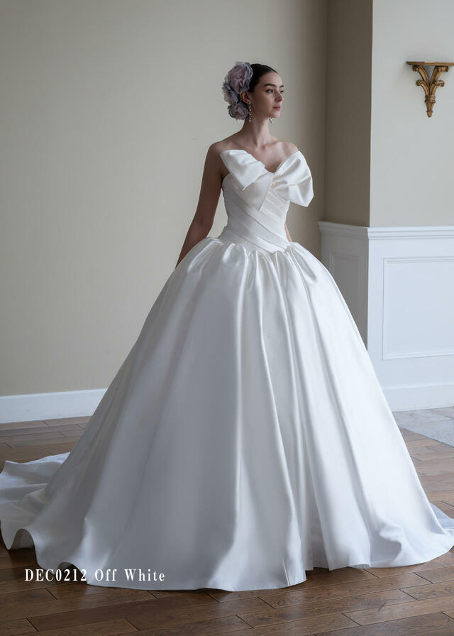 クラウディア｜「Clef a decor-クレアデコール」新作ウェディングドレス｜DEC0212_Offwhite