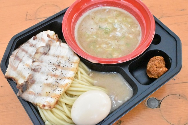 重厚感のあるつけ麺