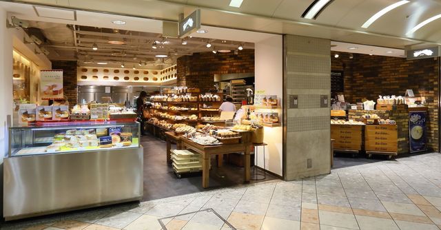 なんばグーテ店舗