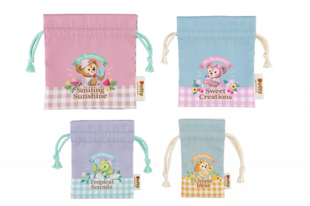 きんちゃくセット 2,500円｜サイズ：（ダッフィー）縦約19×横約17.5cm（シェリーメイ）縦約18×横約14.5cm（オル・メル）縦約15×横約11.5cm（クッキー・アン）縦約15×横約8cm｜ダッフィー＆フレンズのテイスティ・サマー・サプライズ