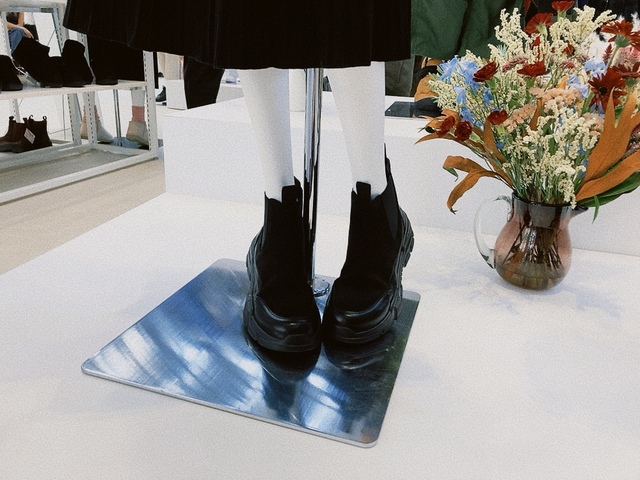 【ワークマン サイドゴアブーツ】表面が起毛していて高級感を演出