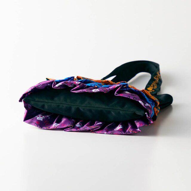 フリルトートバッグ「リメンバー・ミー」|¥ 6,490 (税込)