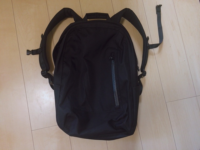 【ワークマン 防水デイバッグ】シンプルで使いやすいデザイン