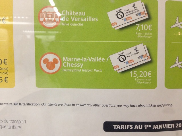 DLPの往復のチケット。ちなみに上のチケットはヴェルサイユの往復チケット