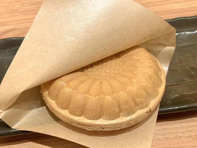 モナカの中身は？？