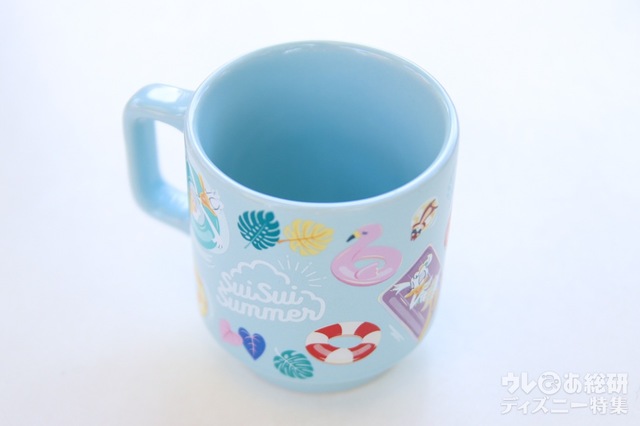 パイナップルゼリー＆ココナッツムース、スーベニアカップ付き 900円