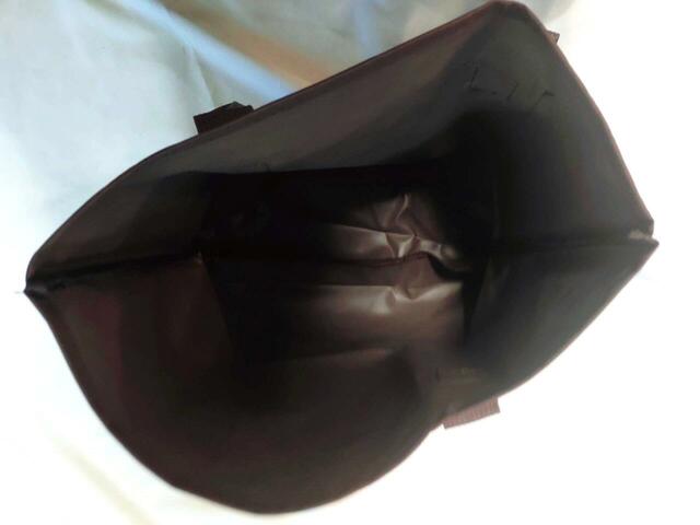 バッグの中の様子