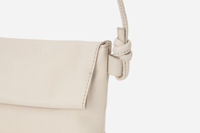 本革撥水フラップミニショルダー