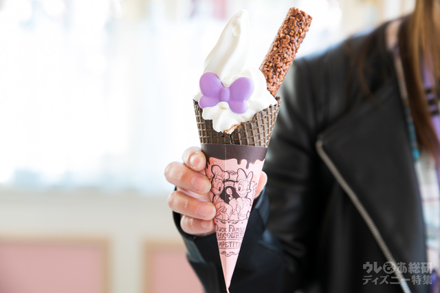 ミルクソフトクリーム＆チョコレートクランチ 1個 ¥450