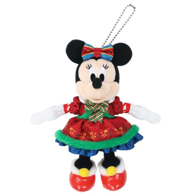 ぬいぐるみバッジ 2,800円｜東京ディズニーリゾート「ディズニー・クリスマス」スペシャルグッズ｜販売店舗：東京ディズニーランド「ディズニー＆カンパニー」｜発売日：2025年11月10日（月）