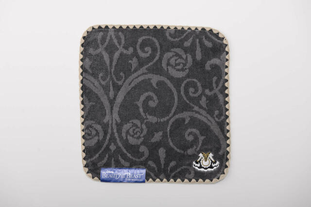 コスチュームタオル(全6種/ランダム販売)各1,400円