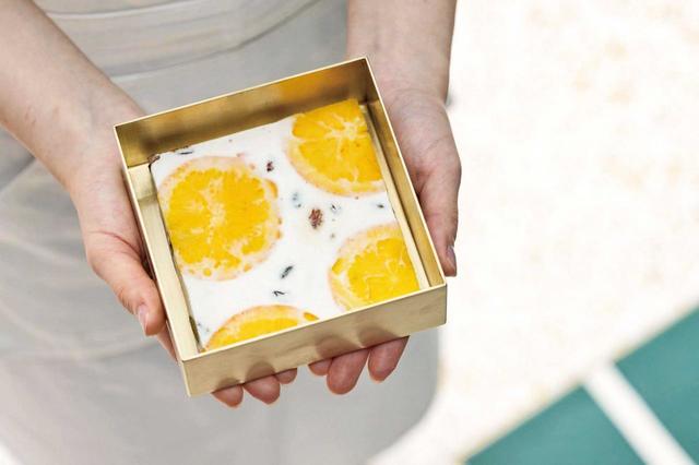 ヌガーグラッセ1200円。オレンジピールの爽やかな味わい（THE UPPER）