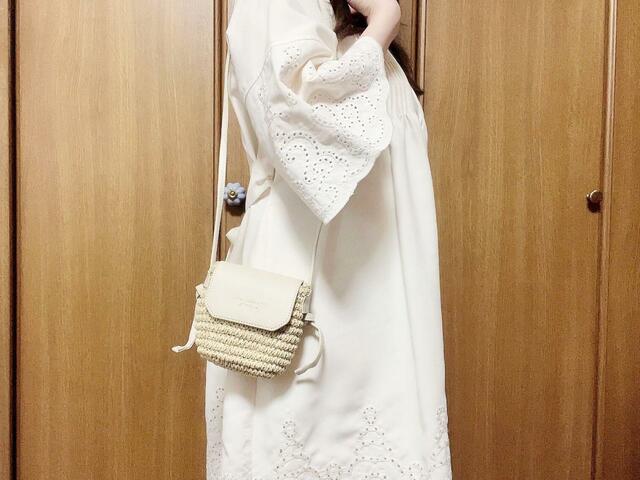 【ROPÉ PICNIC PASSAGE（ロペピクニック パサージュ）】ショルダーストラップを結んで調整できるので、自分にぴったりな長さにすることができますよ♡