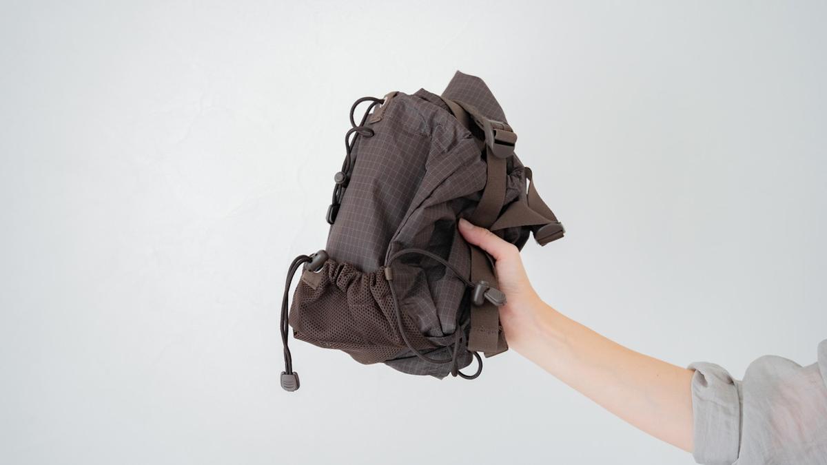りんご　オン　リュック 無印良品「りんご1個分の軽さのリュック」をエコバッグに。両手が空く
