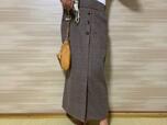 【ファッションセンターしまむら ボタンつきチェック巻きスカート】合わせやすいすっきりシルエット