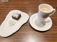これが100円のコーヒーセットがつけられるケーキだ!