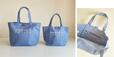 ロゴ帆布トートバッグ　Mサイズ　新色ブルー　1個　¥3,630（税込）、Sサイズ　新色ブルー　1個　¥3,080（税込）