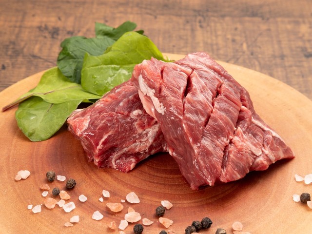 塊肉！牛せせり