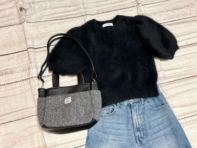 いつものデニムスタイルに合わせるだけで、一気にコーデが格上げされます！