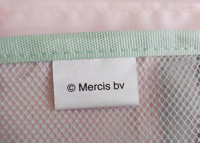 ミッフィーのアイテムであることを証明するタグつき