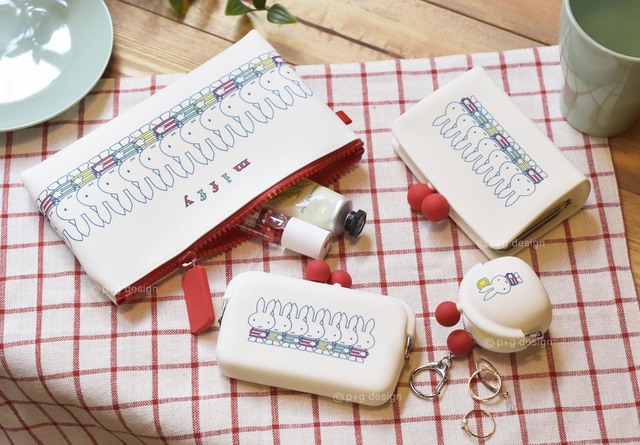 Illustrations Dick Bruna © copyright Mercis bv,1953-2019 www.miffy.com