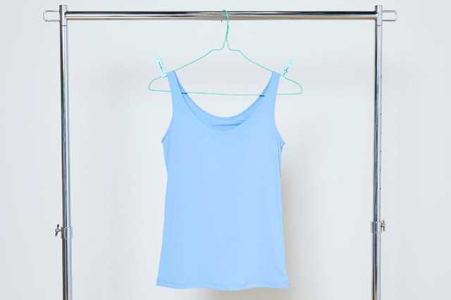 【ブラトップのニオイや型くずれを防ぐ洗い方】形を整えて陰干しや部屋干しする