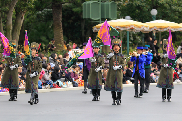 「フローズンファンタジーパレード」2016年｜東京ディズニーランド「アナとエルサのフローズンファンタジー」