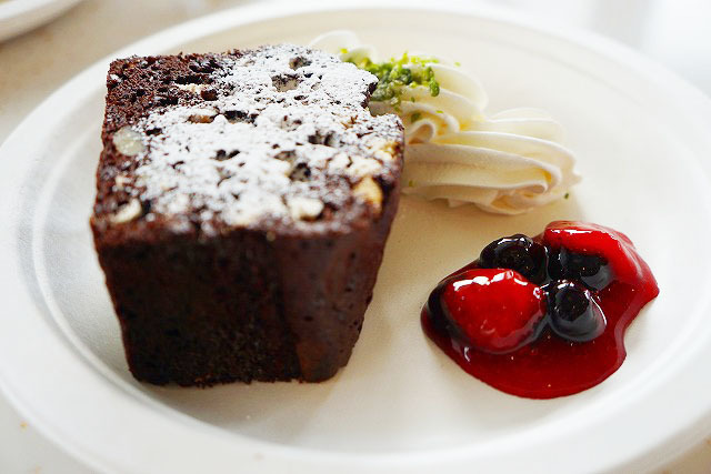 USJスイーツ／メルズドライブイン　アメリカン・チョコブラウニー 500円 