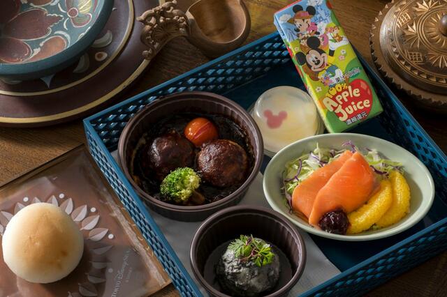 アレンデールロイヤルキッズセット 2,000円|アレンデール・ロイヤルバンケット|アナと雪の女王「フローズンキングダム」内レストラン|東京ディズニーシー「ファンタジースプリングス」メニュー