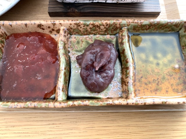 トッピングはいちごジャム、粒あん、メープルシロップ