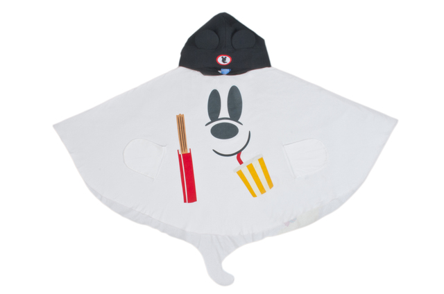 ポンチョ 3,900円｜大人用｜東京ディズニーリゾート「ディズニー・ハロウィーン」2019 スペシャルグッズ｜販売店舗：東京ディズニーランド「グランドエンポーリアム」、東京ディズニーシー「エンポーリオ」