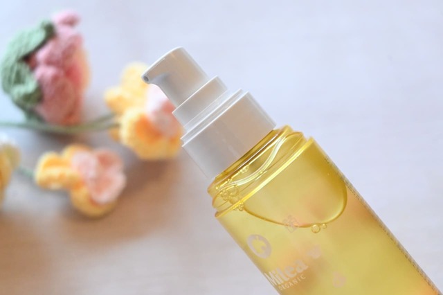 【ファミリーマート Mitea ORGANIC「どうぶつの森」コレクション】ローションのボトルはスプレーノズルになっているので使いたい量だけプッシュすればOK