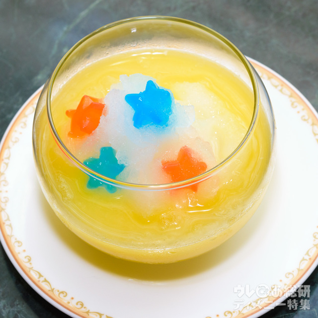 “ディズニー夏祭り”スペシャルノンアルコールカクテル 1240円|ドリーマーズ・ラウンジ