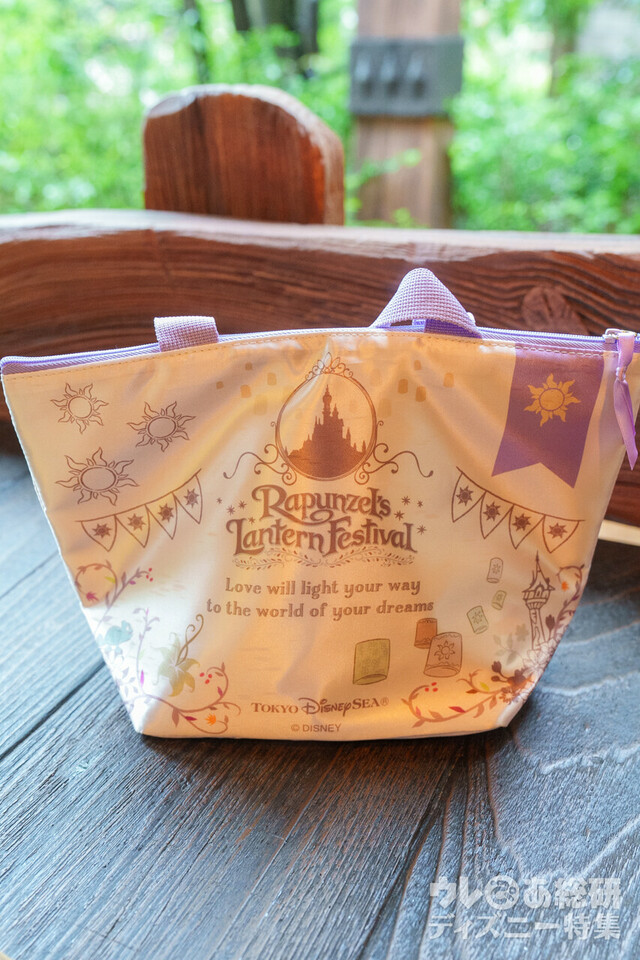 東京ディズニーシー「ファンタジースプリングス」内「スナグリーダックリング」