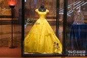 ベルと野獣の衣装も展示! 『美女と野獣』の世界展 at GINZA MITSUKOSHI初日レポート