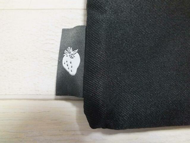 【カルディいちごバッグセット】タグも可愛いいちご柄です