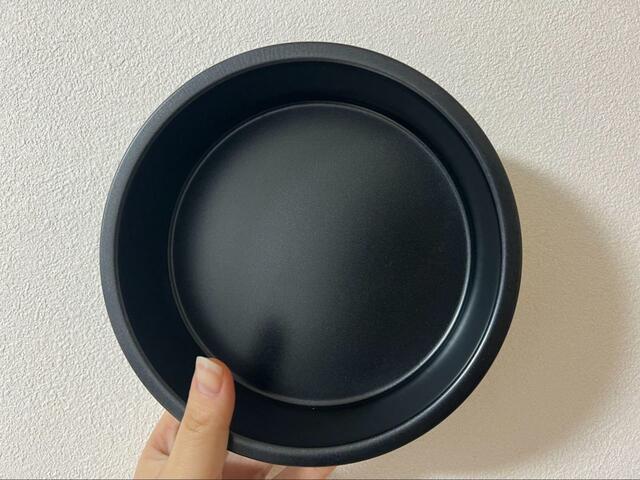 【ダイソー 敷紙不要！シリコンコーティングケーキ型】今回はダイソーのケーキ型を使用しました