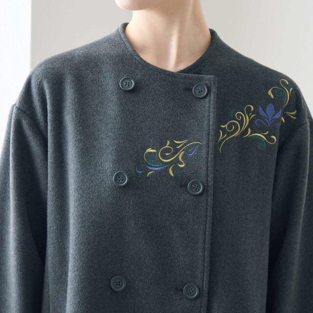 刺繍入りAラインコート「アナと雪の女王」|¥ 12,900 (税込)