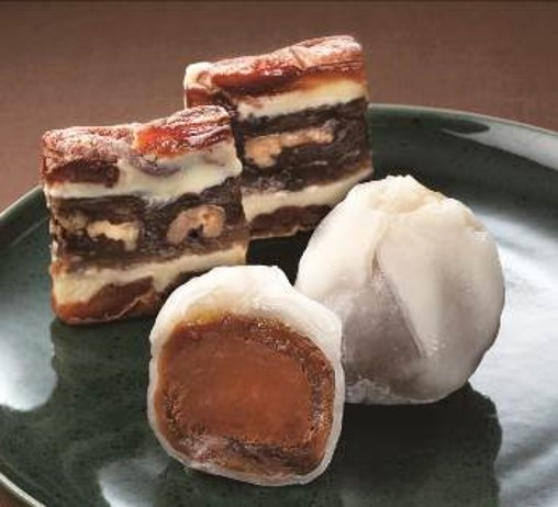 干柿と無花果のミルフィーユと無花果ガナッシュ求肥包み