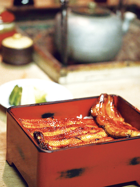 初小川（浅草） うな重（上） 3900円 うなぎは九州産を中心に、その時々で厳選したものを使用。香ばしさと辛口のタレでご飯も進む。